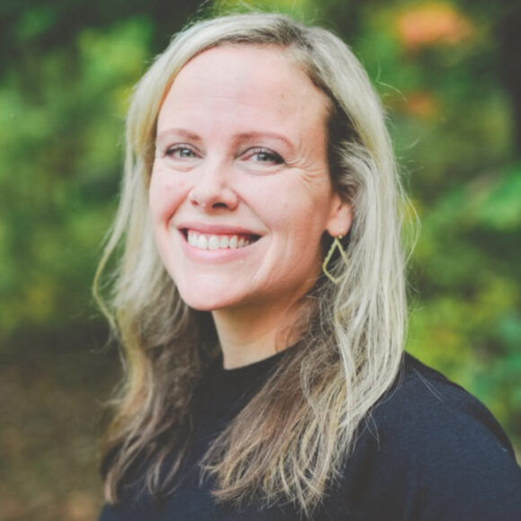Karen Gardner Headshot